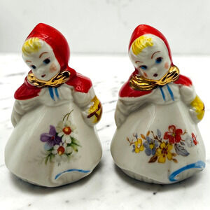 Vintage Hull Little Red Riding Hood Salt & Pepper Shaker Set No Stoppers Marked